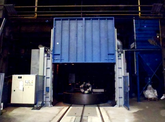 The new (STEM) large turntable shotblasting cabinet in the Iron Foundry